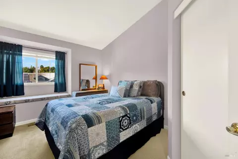 Bedroom - 240 Fuller Ln, Dixon, CA 95620 photo 3 of 9