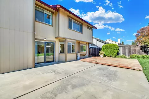 Exterior - 240 Fuller Ln, Dixon, CA 95620 photo 9 of 12