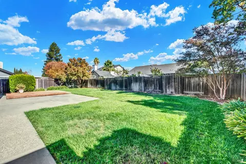 Exterior - 240 Fuller Ln, Dixon, CA 95620 photo 8 of 12