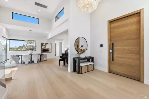 Entry Way - 2 Audrey Ct, Tiburon, CA 94920 photo 2 of 3