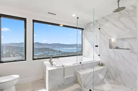 Bath - 2 Audrey Ct, Tiburon, CA 94920 photo 4 of 6