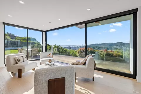 Living - 2 Audrey Ct, Tiburon, CA 94920 photo 3 of 10