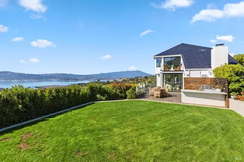 Exterior - 2 Audrey Ct, Tiburon, CA 94920 photo 5 of 16