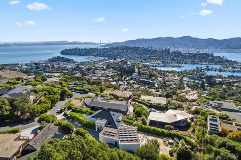 View/Area - 2 Audrey Ct, Tiburon, CA 94920 photo 1 of 5