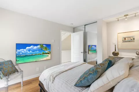 Bedroom - 52 Park Ter, Mill Valley, CA 94941 photo 4 of 6