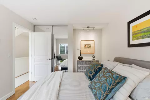 Bedroom - 52 Park Ter, Mill Valley, CA 94941 photo 3 of 6