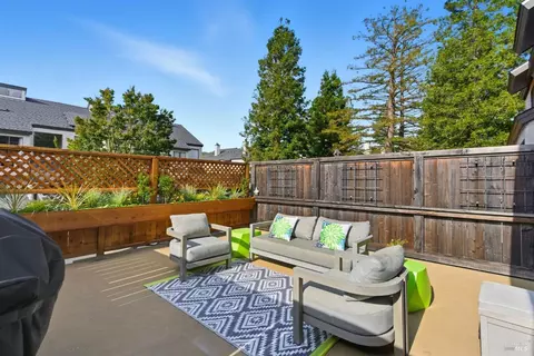 Exterior - 52 Park Ter, Mill Valley, CA 94941 photo 7 of 13