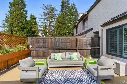 Exterior - 52 Park Ter, Mill Valley, CA 94941 photo 4 of 13