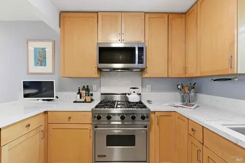 Kitchen - 52 Park Ter, Mill Valley, CA 94941 photo 3 of 3