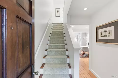 Entry Way - 52 Park Ter, Mill Valley, CA 94941 photo 1 of 2