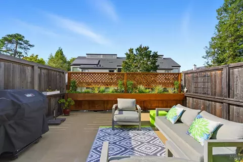 Exterior - 52 Park Ter, Mill Valley, CA 94941 photo 8 of 13
