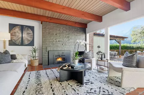 Living - 19 Cushing Dr, Mill Valley, CA 94941 photo 3 of 4