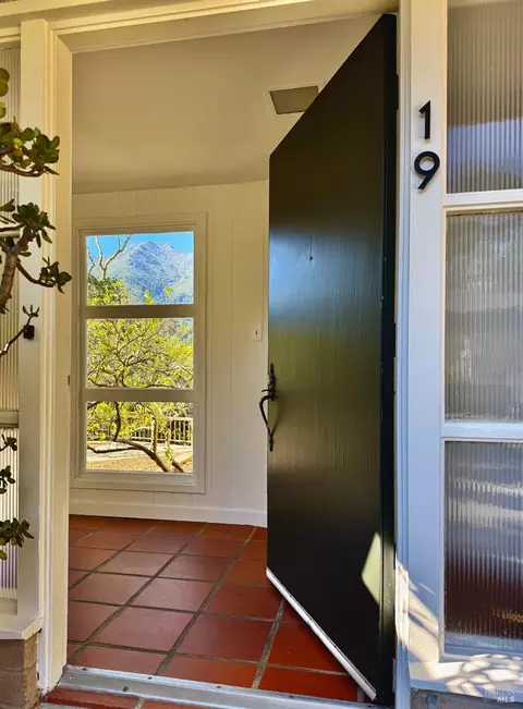 Entry Way - 19 Cushing Dr, Mill Valley, CA 94941 photo 1 of 2