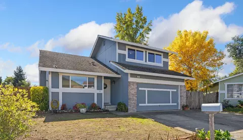 1511 Gladstone Way, Rohnert Park, CA 94928