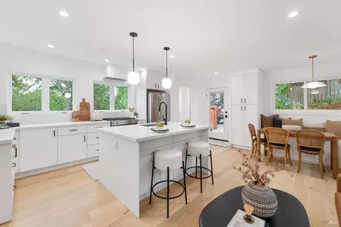 64 Mountain View Rd, Fairfax, CA 94930 photo 3