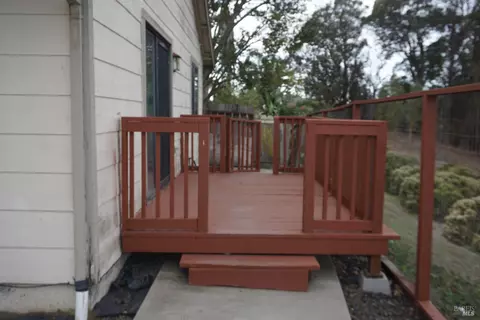 Exterior - 1048 Topsail Dr, Vallejo, CA 94591 photo 10 of 11