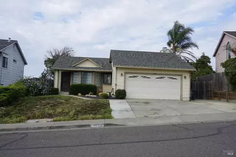 Exterior - 1048 Topsail Dr, Vallejo, CA 94591 photo 2 of 11