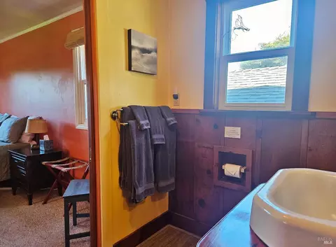 Bath - 2935 Alleen Ave, Bodega Bay, CA 94923 photo 4 of 4