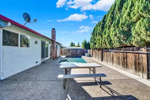 2051 Thrush Way, Fairfield, CA 94533 photo 50