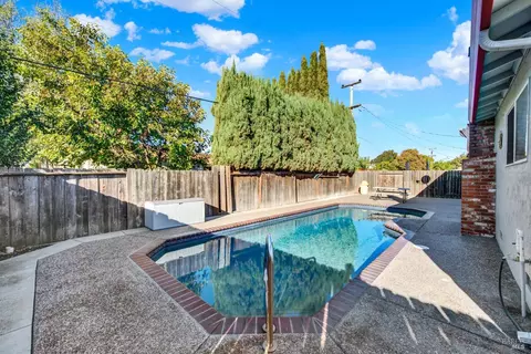 2051 Thrush Way, Fairfield, CA 94533 photo 54