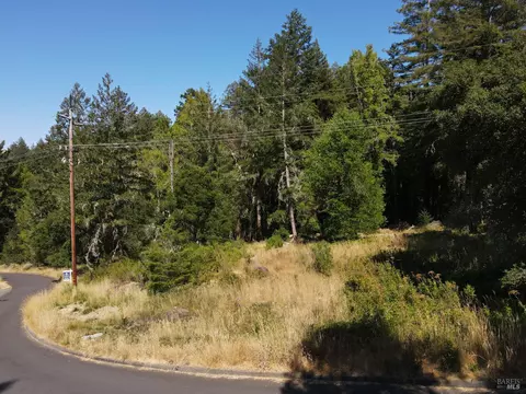 1 Meadow View Ln, San Geronimo, CA 94963