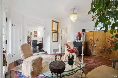 Living - 732 Wilson Ave, Vallejo, CA 94590 photo 3 of 3