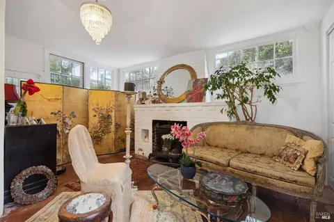 Living - 732 Wilson Ave, Vallejo, CA 94590 photo 1 of 3