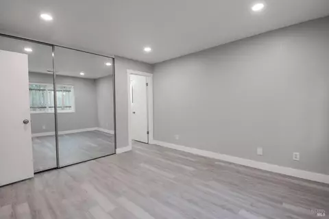 Bedroom - 245 Pumice Ct, Vallejo, CA 94589 photo 3 of 6