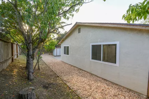 Exterior - 245 Pumice Ct, Vallejo, CA 94589 photo 4 of 5