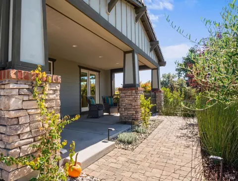 1212 Peppergrass St, Napa, CA 94559 photo 2