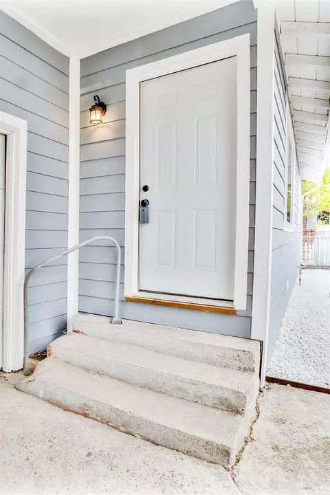 Exterior - 1005 Atherton St, Vallejo, CA 94590 photo 2 of 4
