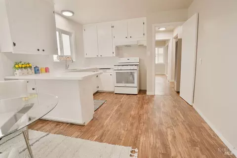 Kitchen - 1005 Atherton St, Vallejo, CA 94590 photo 2 of 2