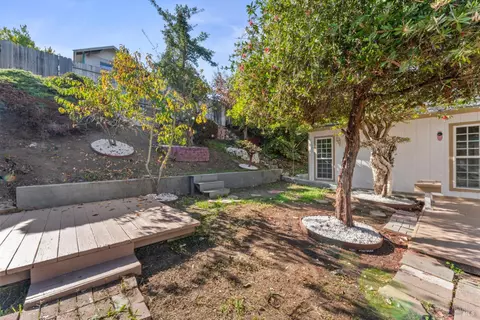 Exterior - 309 Pinto Ct, Vallejo, CA 94591 photo 8 of 9