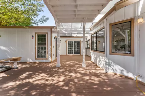 Exterior - 309 Pinto Ct, Vallejo, CA 94591 photo 4 of 9