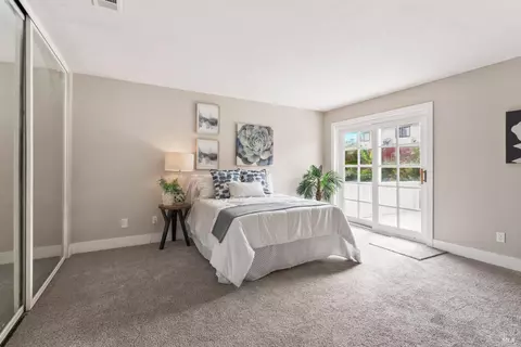 Bedroom - 309 Pinto Ct, Vallejo, CA 94591 photo 4 of 7