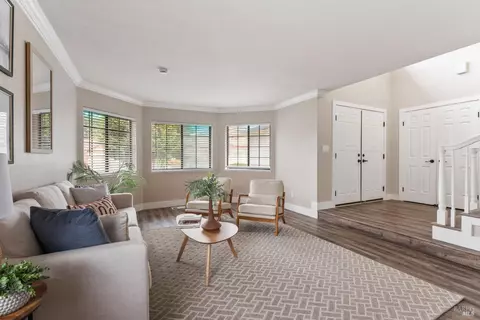 Living - 309 Pinto Ct, Vallejo, CA 94591 photo 1 of 6