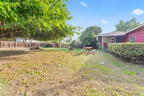 64 Solano Ave, Bay Point, CA 94565