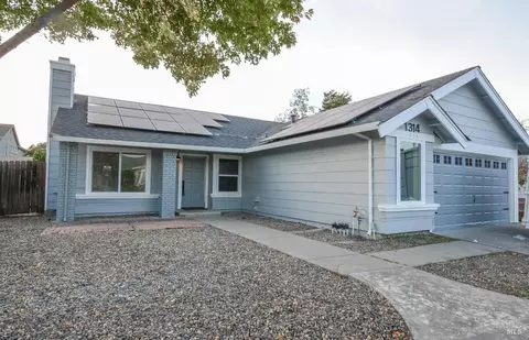 1314 Lois Ln, Suisun City, CA 94585