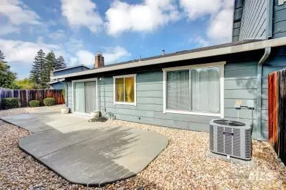 Exterior - 2825 Sundown Cir, Fairfield, CA 94533 photo 5 of 7