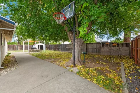 500 Gregory Dr, Vacaville, CA 95687 photo 32