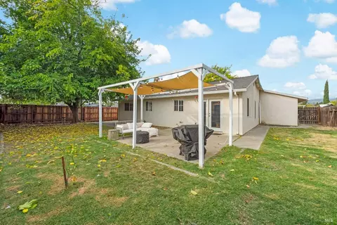 500 Gregory Dr, Vacaville, CA 95687 photo 27
