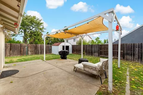 500 Gregory Dr, Vacaville, CA 95687 photo 33