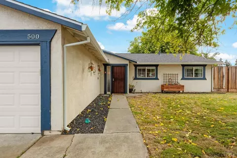 500 Gregory Dr, Vacaville, CA 95687 photo 5