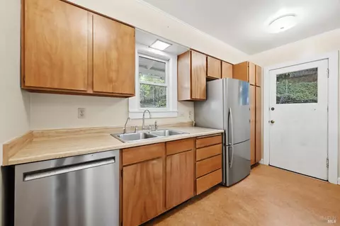 200 Cascade Dr, Fairfax, CA 94930 photo 13