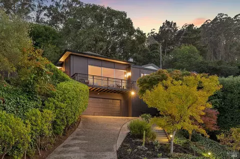 Exterior - 20 Crecienta Dr, Sausalito, CA 94965 photo 7 of 13