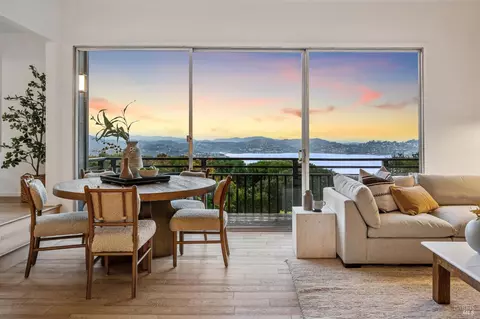 Dining - 20 Crecienta Dr, Sausalito, CA 94965 photo 3 of 6
