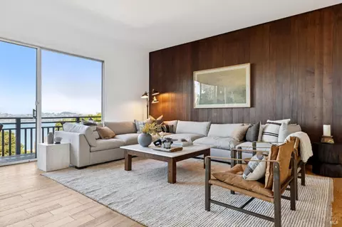 Living - 20 Crecienta Dr, Sausalito, CA 94965 photo 5 of 8
