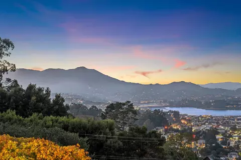 20 Crecienta Dr, Sausalito, CA 94965