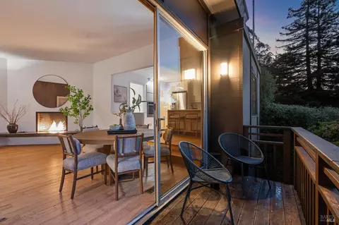 Exterior - 20 Crecienta Dr, Sausalito, CA 94965 photo 9 of 13
