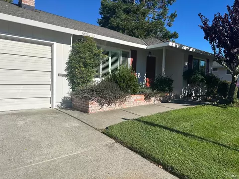 6553 Meadowridge Dr, Santa Rosa, CA 95409